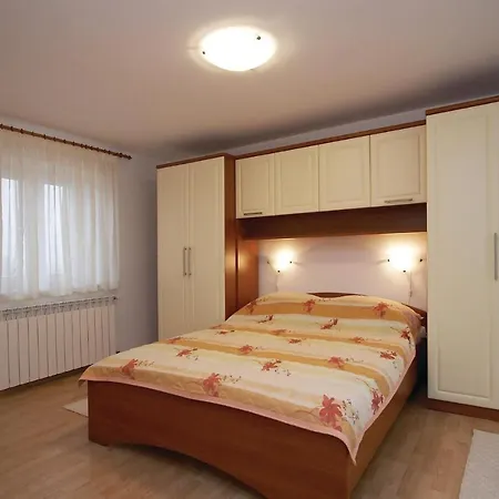 Holiday home Lovely In With Kitchen *